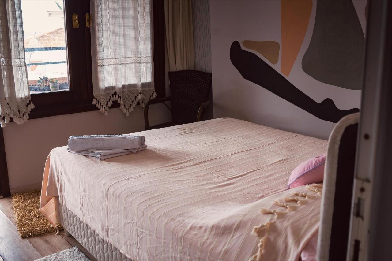 La Luna Hostel Бодрум Екстер'єр фото